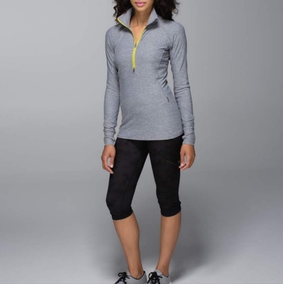 LULULEMON LUNO SIGNATURE UNIQE THUMB HOLE YELLOW ZIP WORKOUT COMFY GRAY-JACKET - Picture 2 of 16